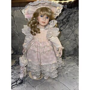 PAT THOMPSON 1989 Miss Ashley  16" Porclain Doll Rare Vintage